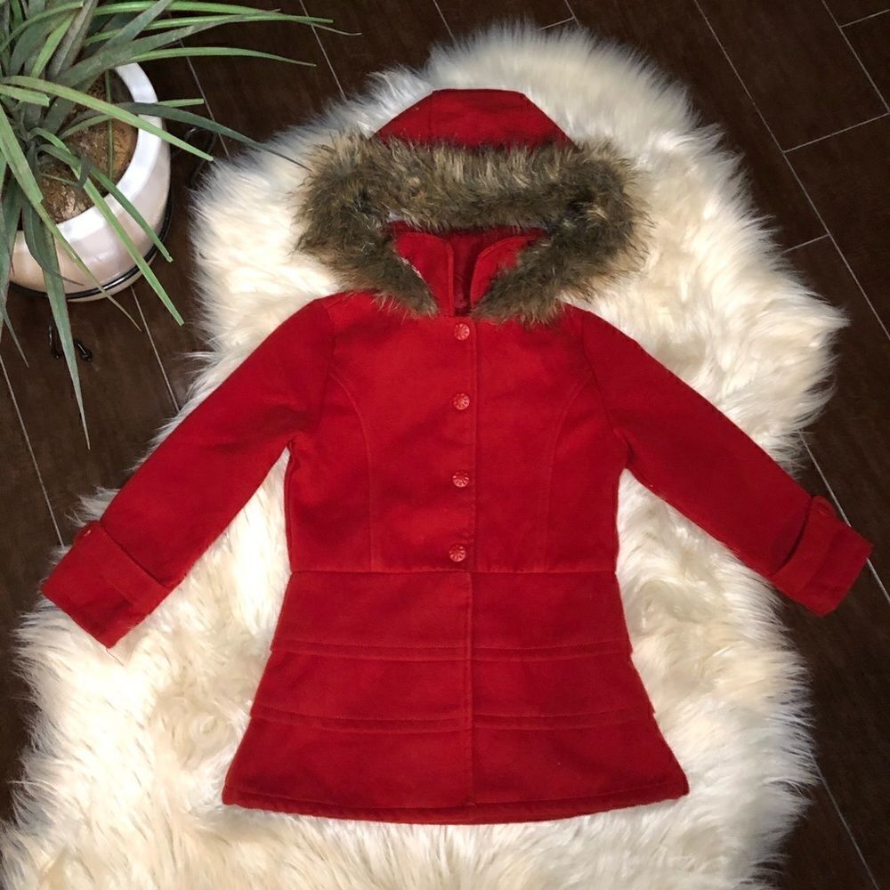 Sebby Girl’s red Tiered Coat fur trim sz 5